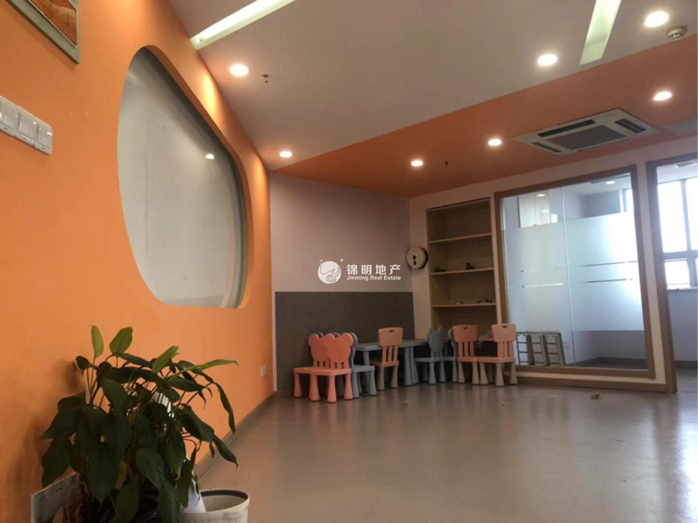 打浦桥致远大厦157平米写字楼出租