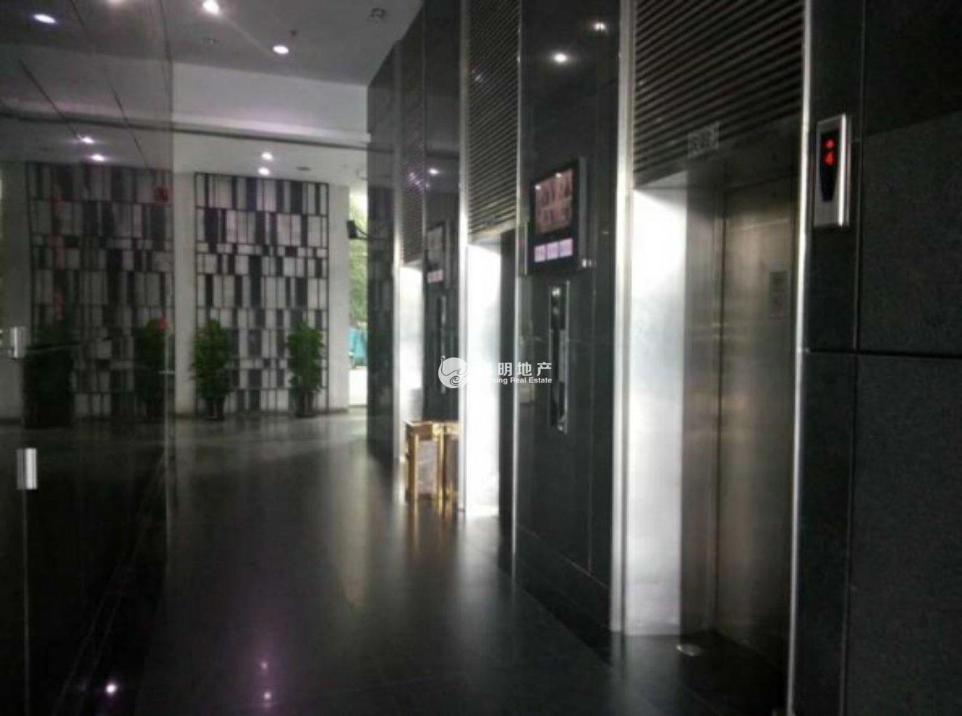 曹杨尚诚国际96平米写字楼出租