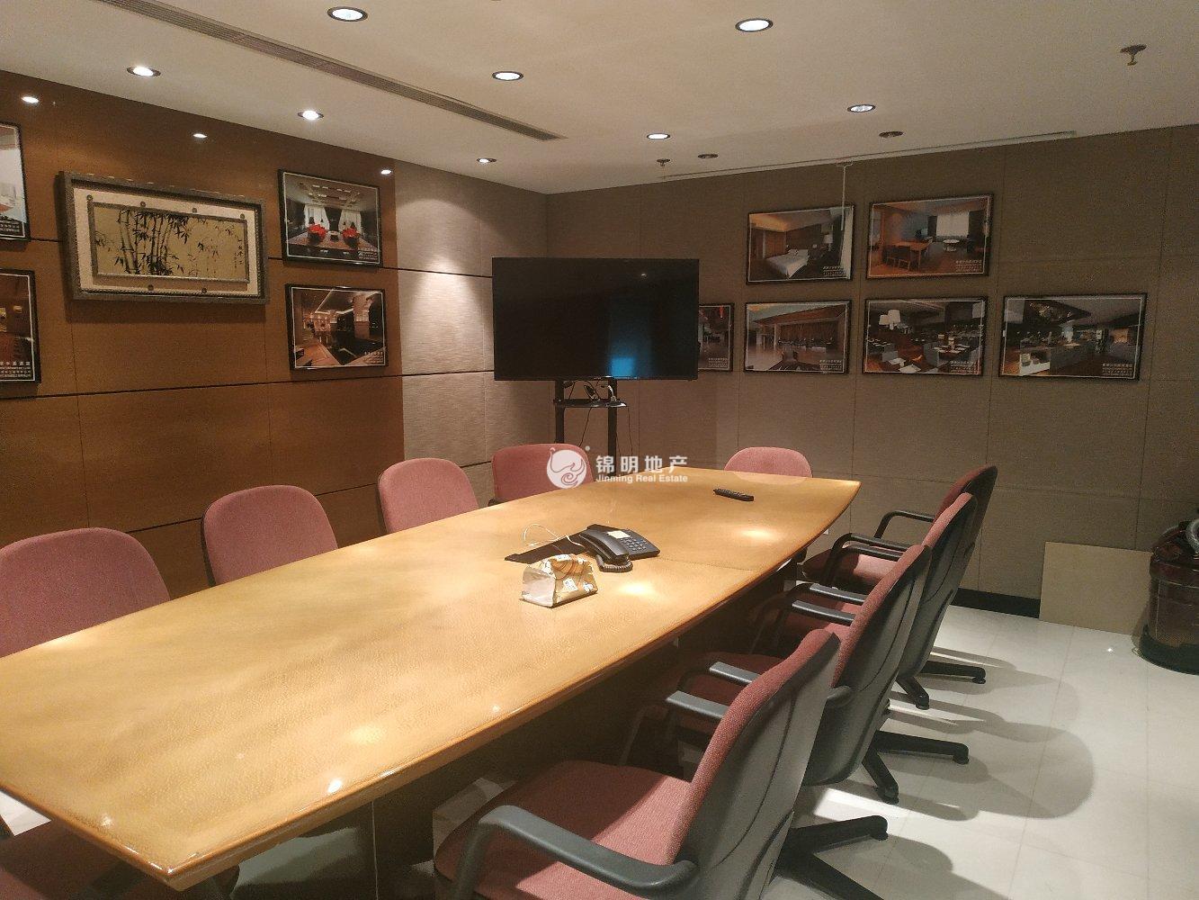 人民广场峻岭广场138平米写字楼出租