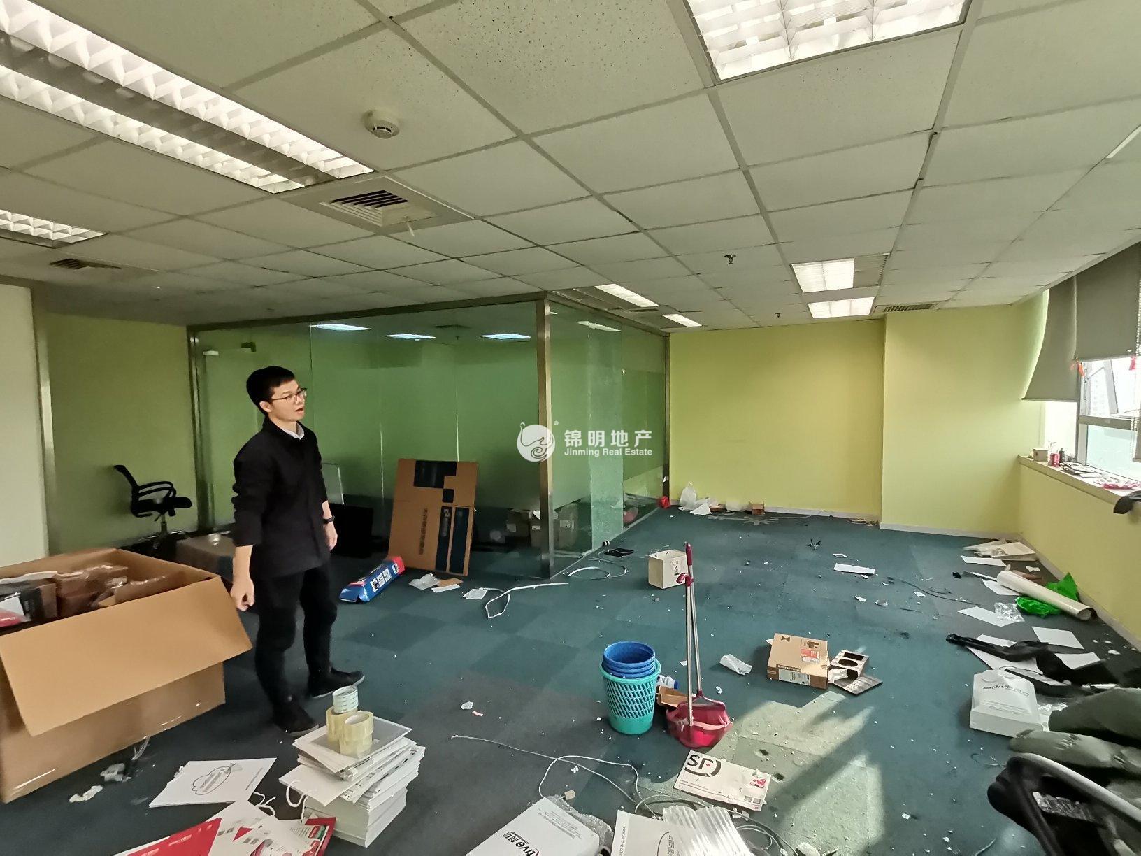 徐家汇兆丰环球大厦97平米写字楼出租