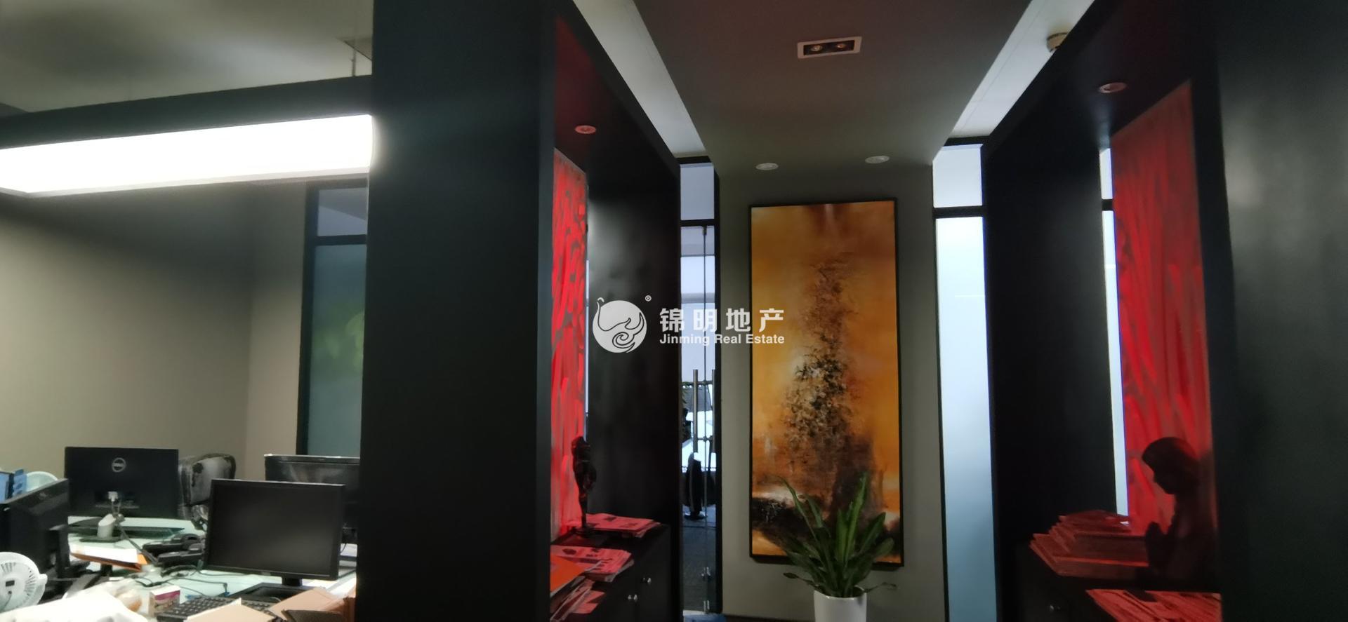 世博滨江绿地海外滩205平米写字楼出租