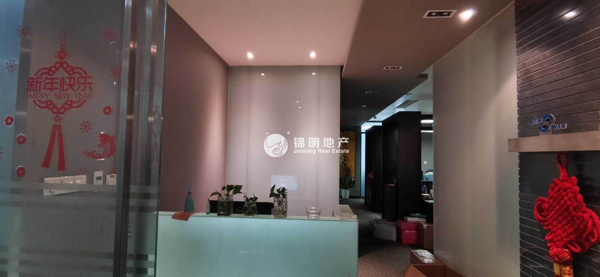 世博滨江绿地海外滩205平米写字楼出租