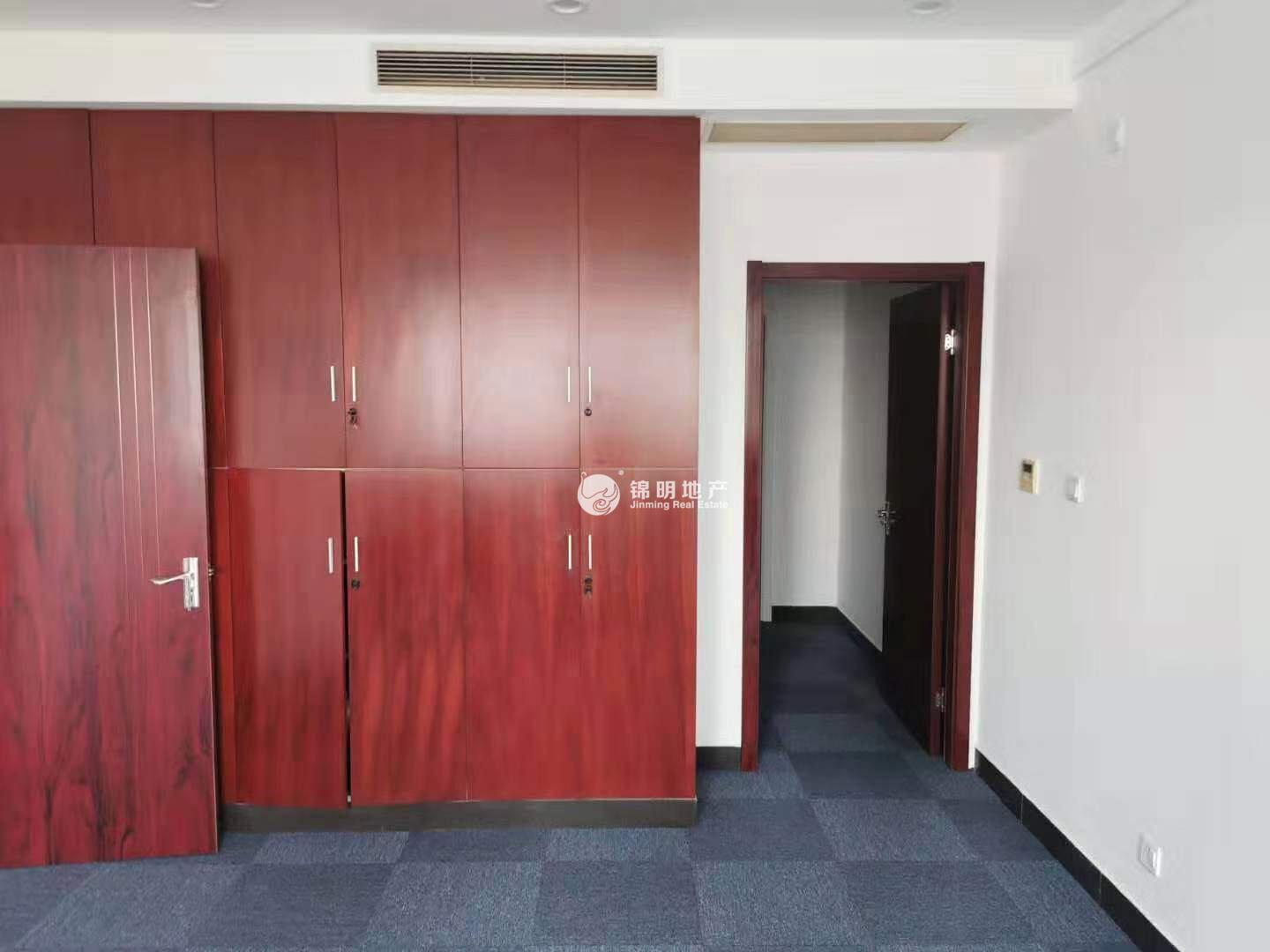 临平路飘鹰世纪大厦94平米写字楼出租