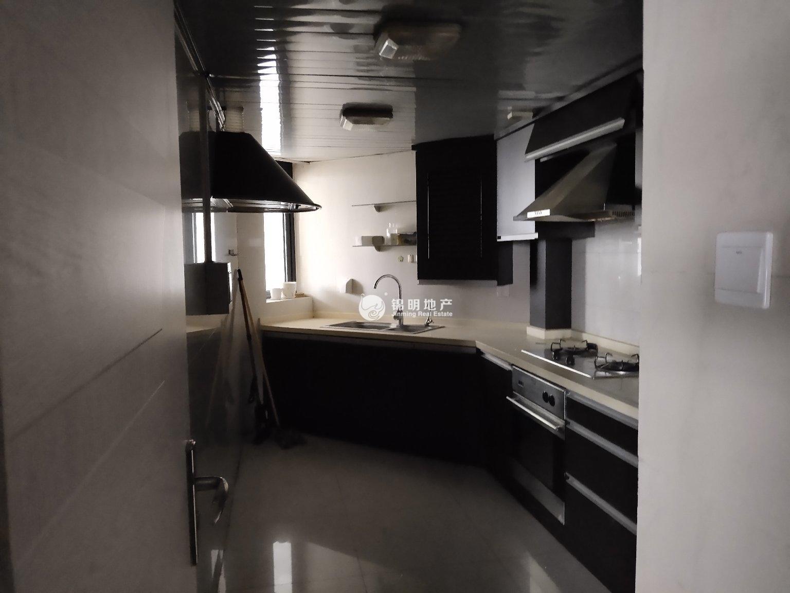 中山公园大众金融大厦288平米写字楼出租