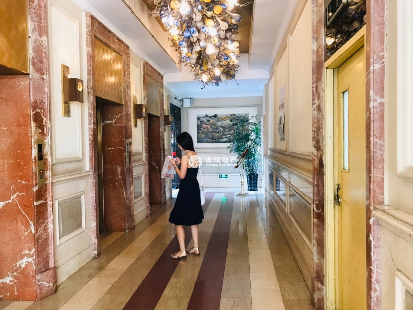 长寿路圣天地商务楼63平米写字楼出租