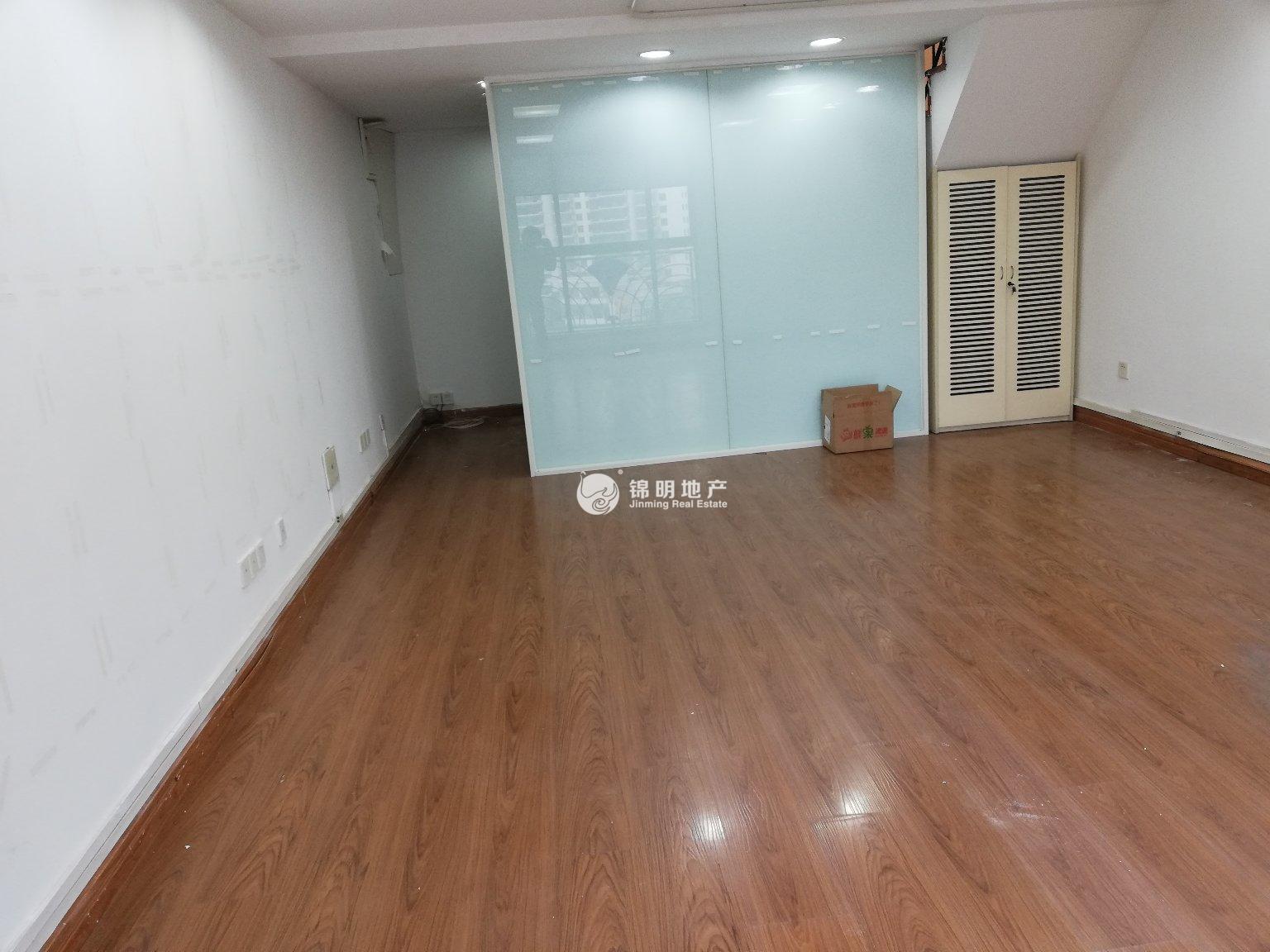 长寿路圣天地商务楼72平米写字楼出租