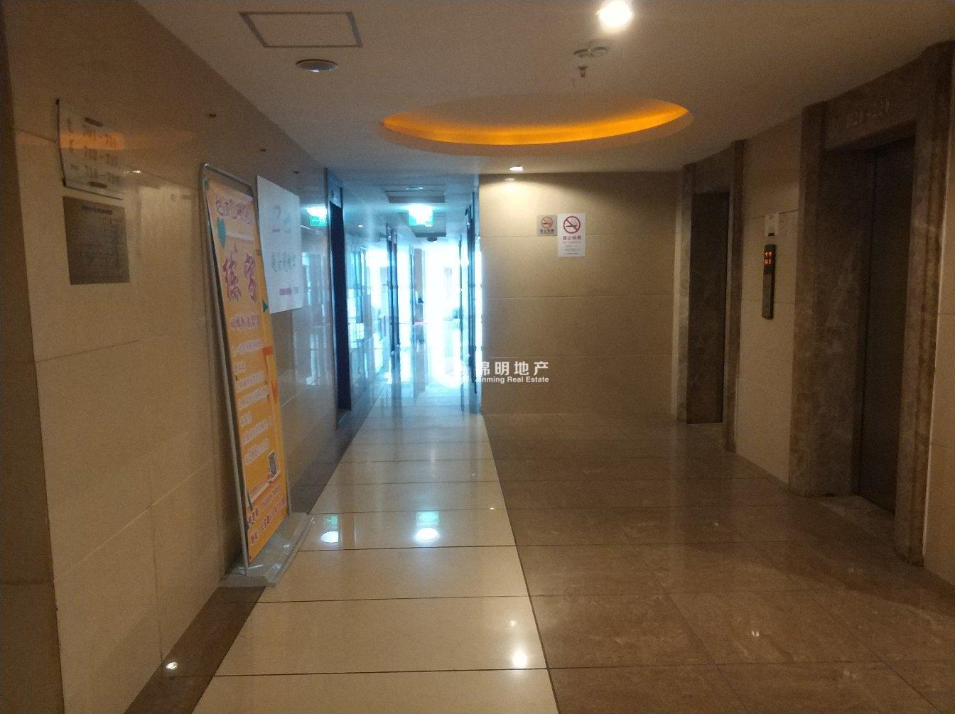 临平路飘鹰世纪大厦77平米写字楼出租