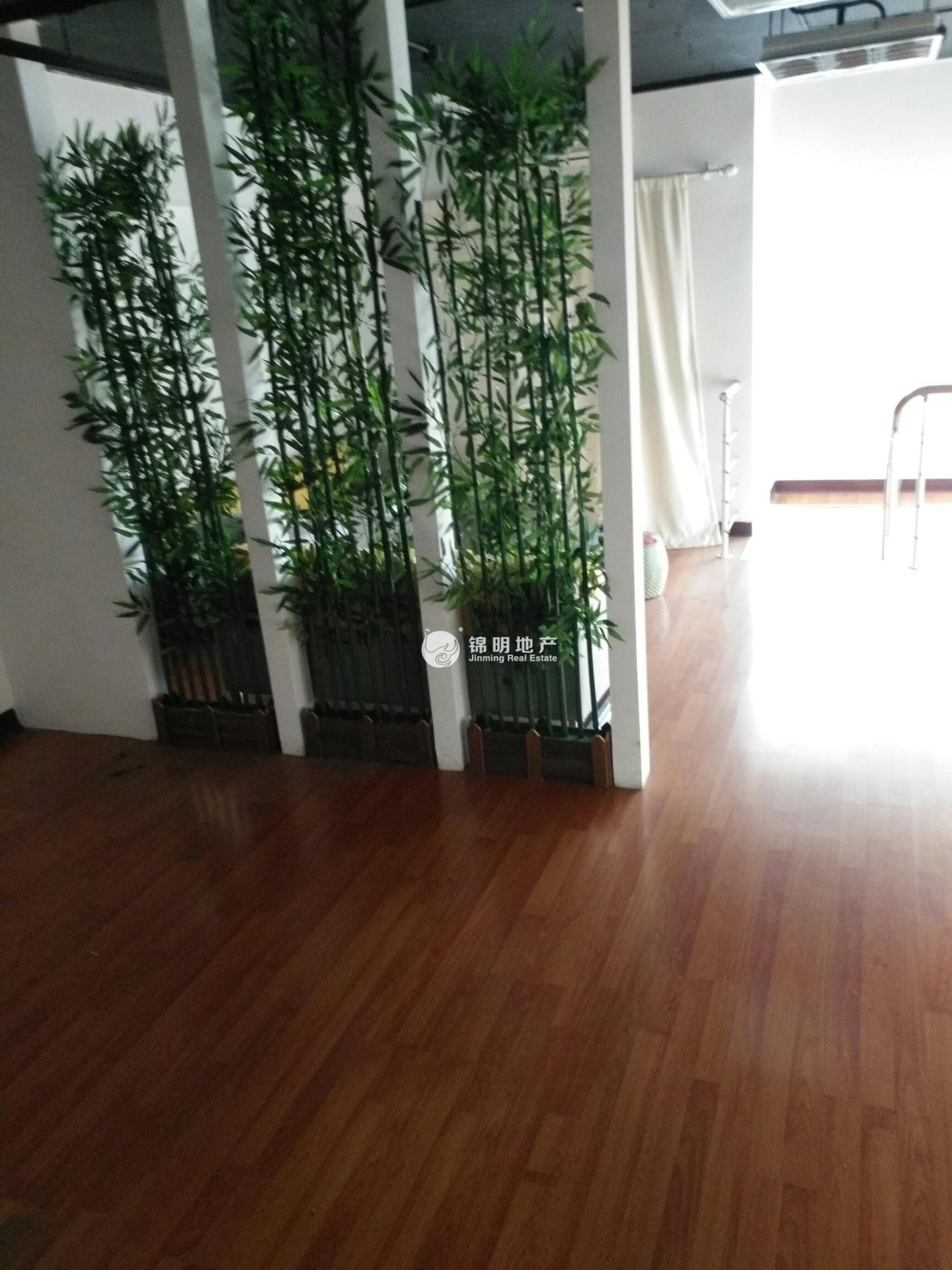 莘庄绿地蓝海54平米写字楼出租