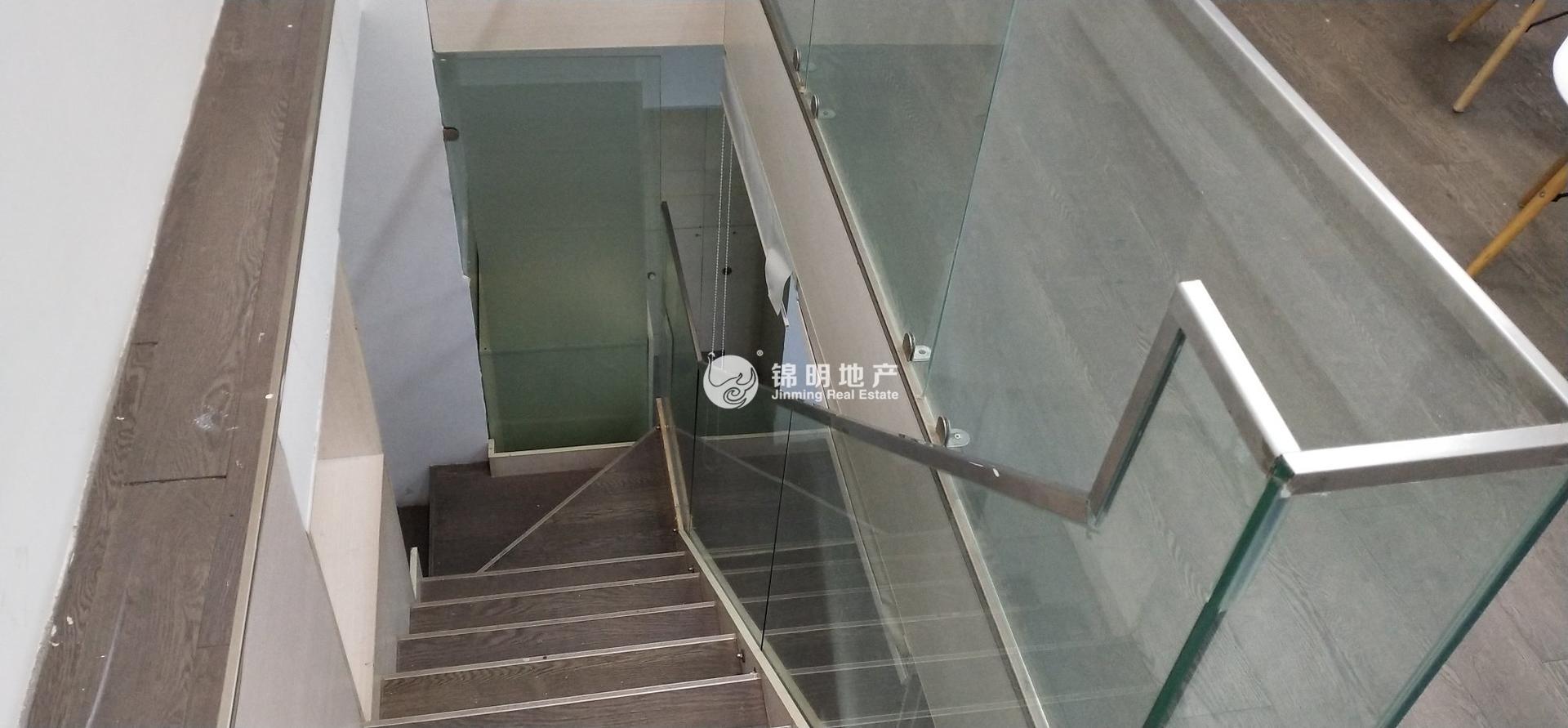 西藏北路金赢108创意广场64平米写字楼出租