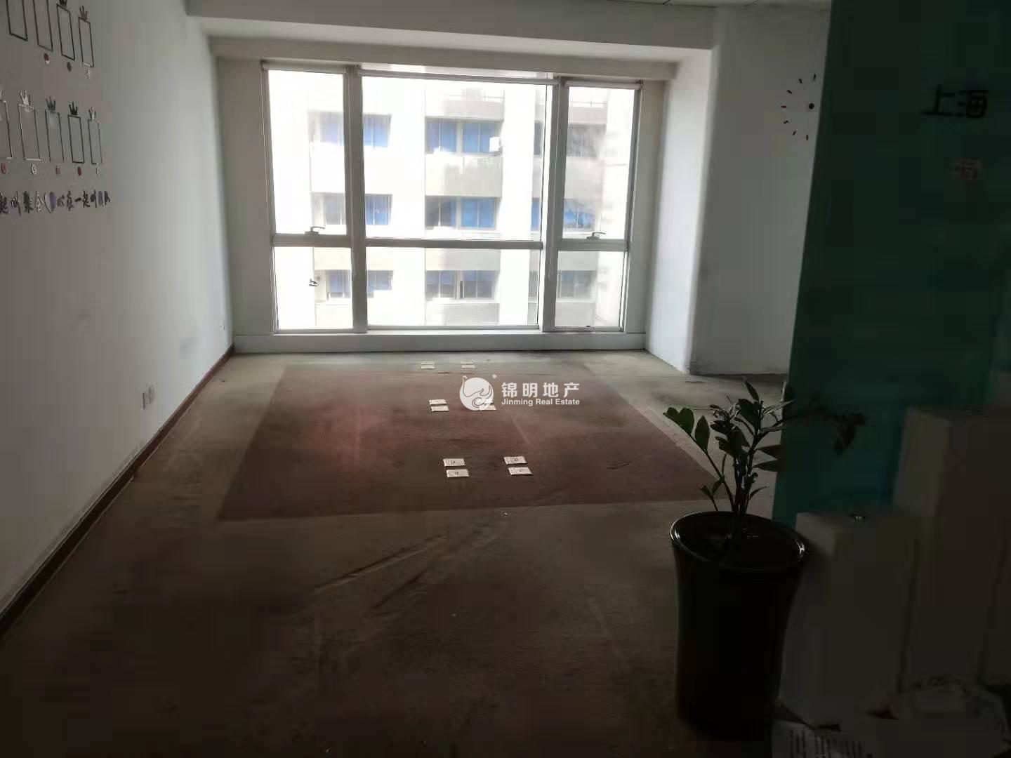 长寿路财富时代大厦97平米写字楼出租