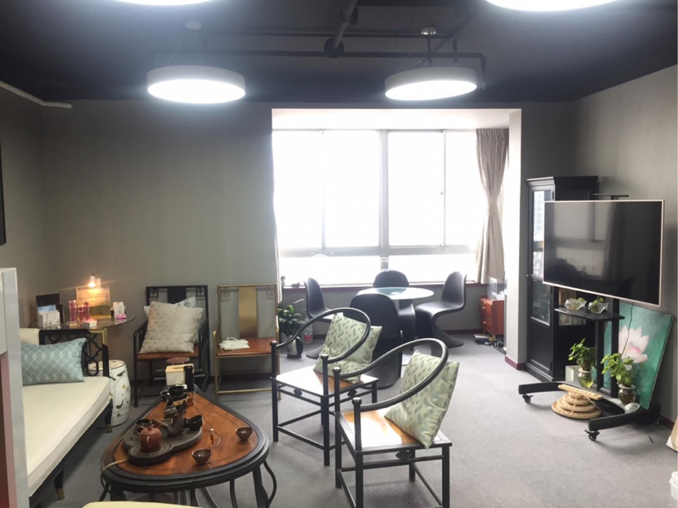 南京西路申银发展大厦142平米写字楼出租