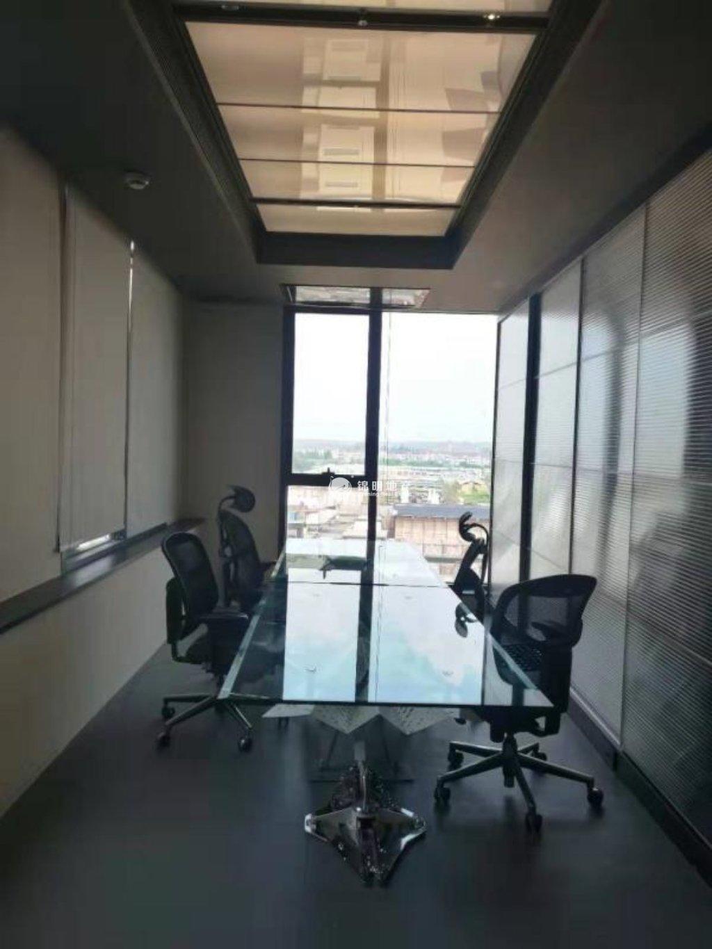 七宝华商时代广场144平米写字楼出租