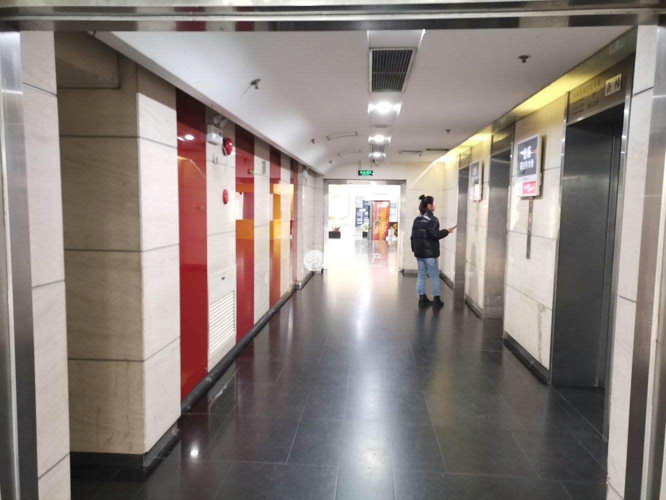 曹杨中关村科技大厦105平米写字楼出租