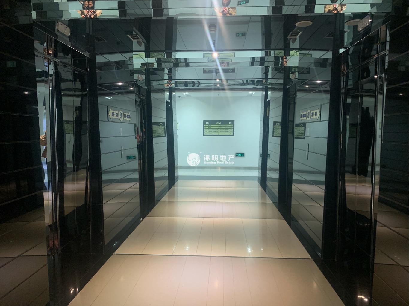 莘庄绿地蓝海77平米写字楼出租