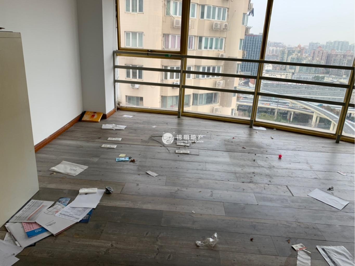 不夜城云华科技大厦86平米写字楼出租