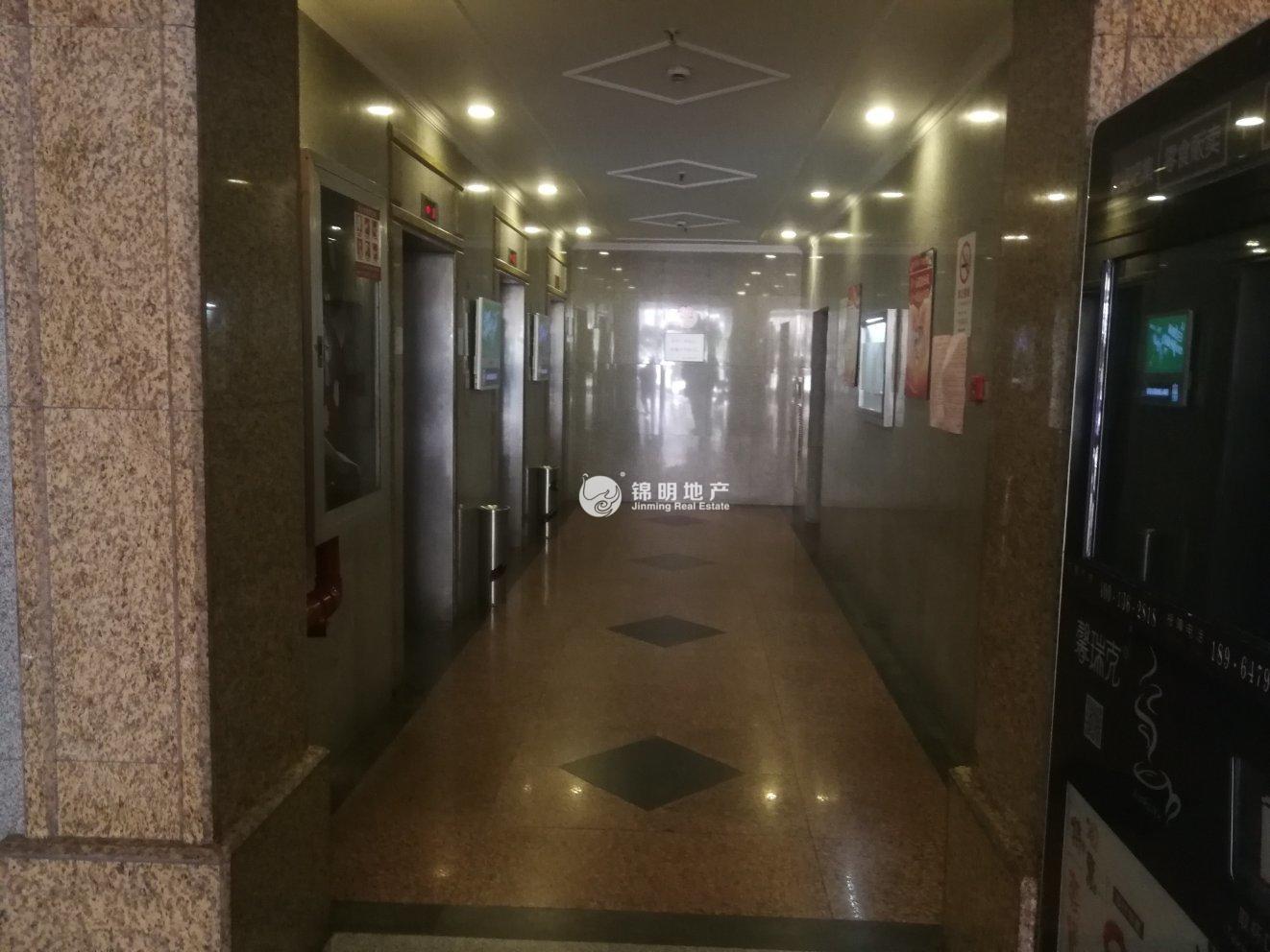萬體館華富大廈106平米寫字樓出租