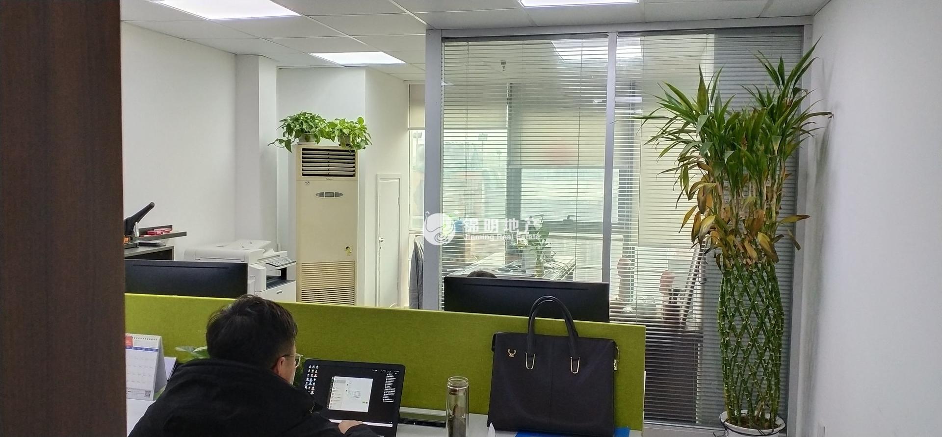 西藏北路金赢108创意广场63平米写字楼出租