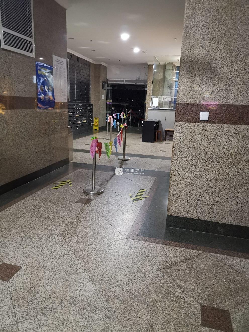 西藏北路申航大厦200平米写字楼出租