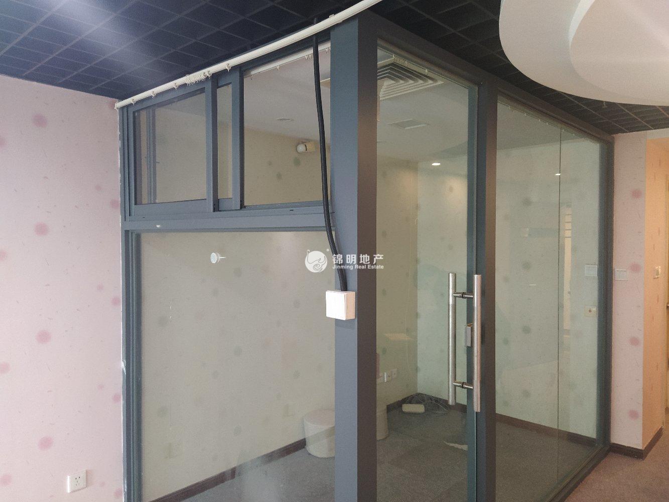 淮海中路淮海中华大厦55平米写字楼出租