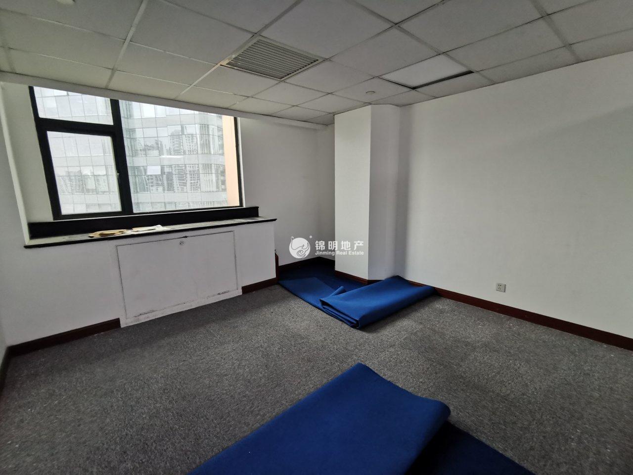 光新浦发广场57平米写字楼出租