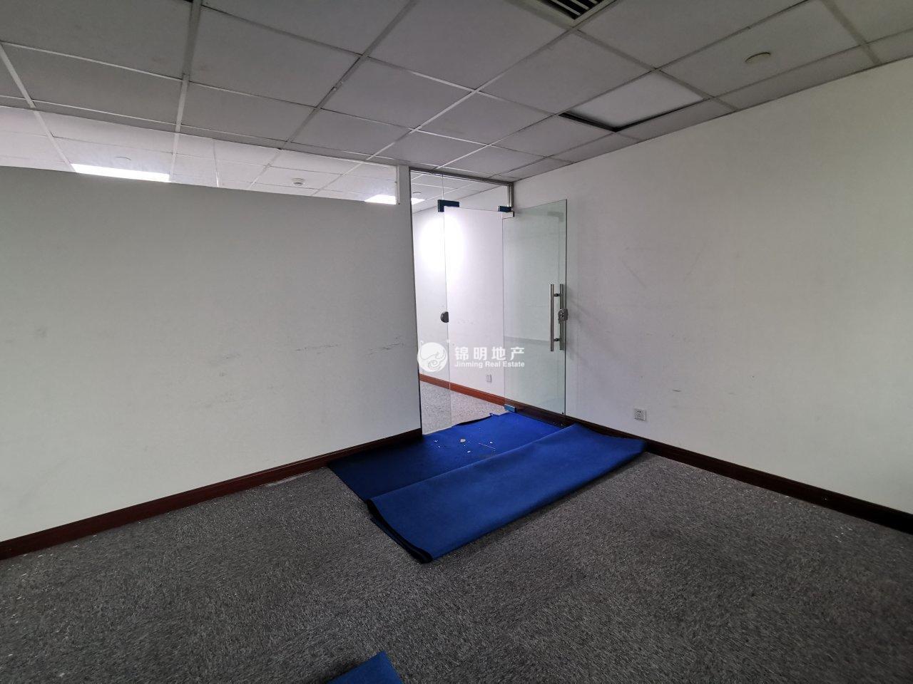 光新浦发广场57平米写字楼出租