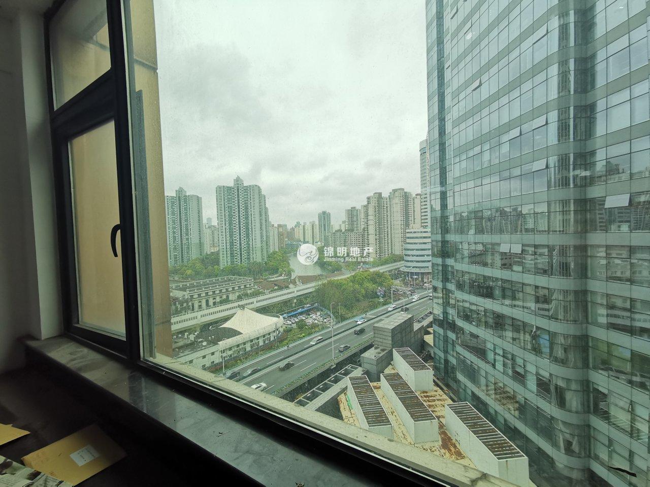 光新浦发广场57平米写字楼出租