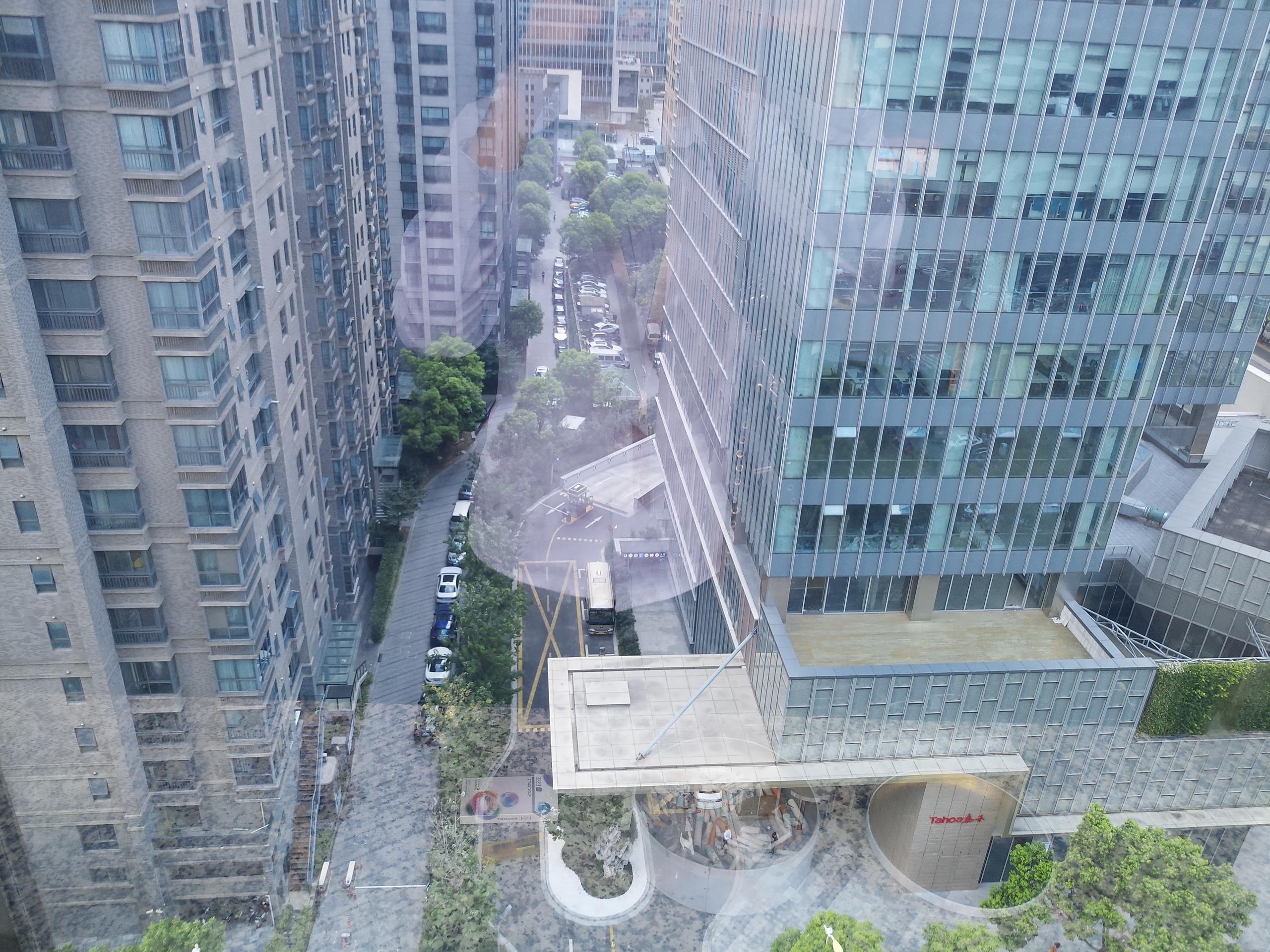 不夜城上海现代交通商务大厦91平米写字楼出租