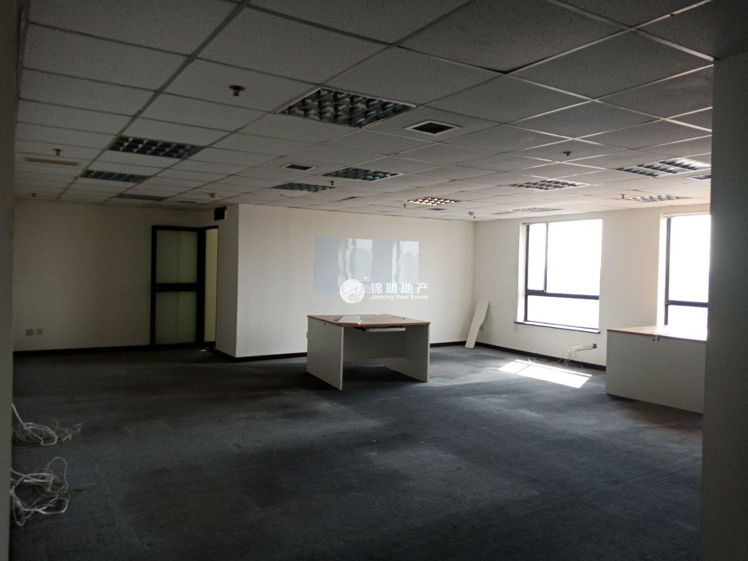 漕河泾光大会展中心130平米写字楼出租