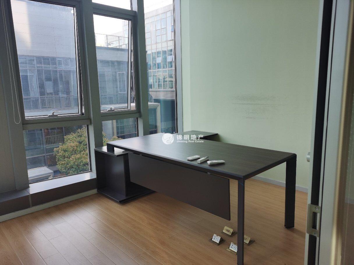 七宝万科七宝国际66平米写字楼出租