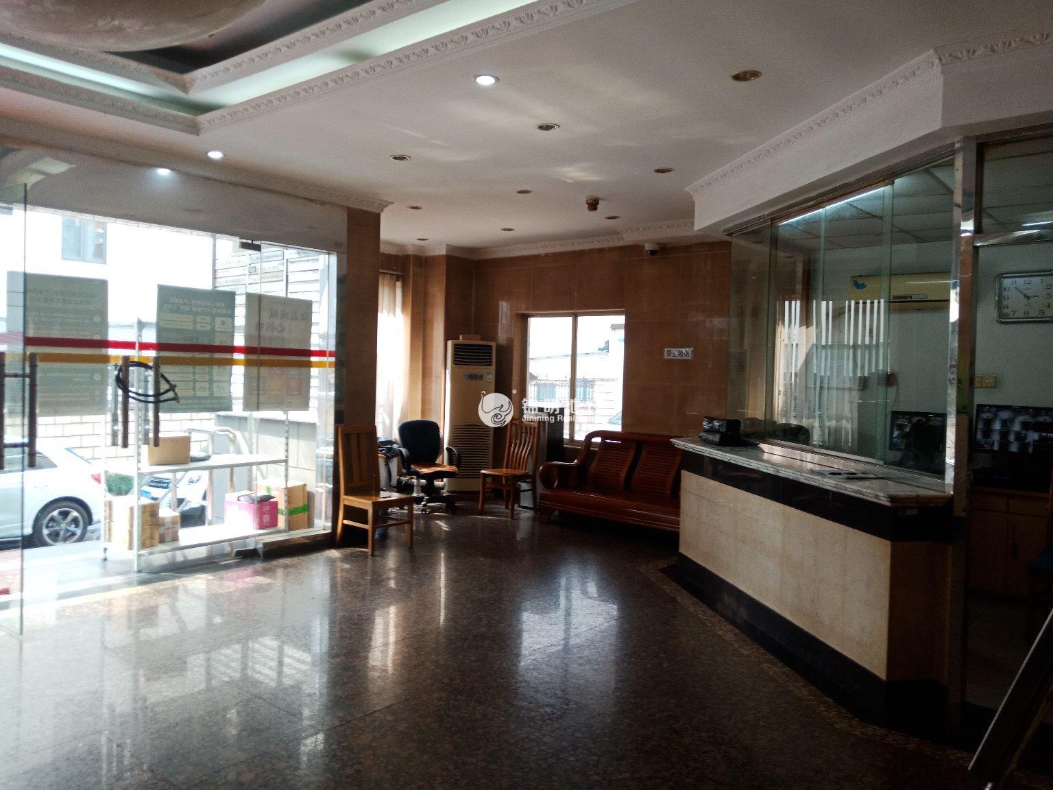 徐家汇博大商务楼64平米写字楼出租