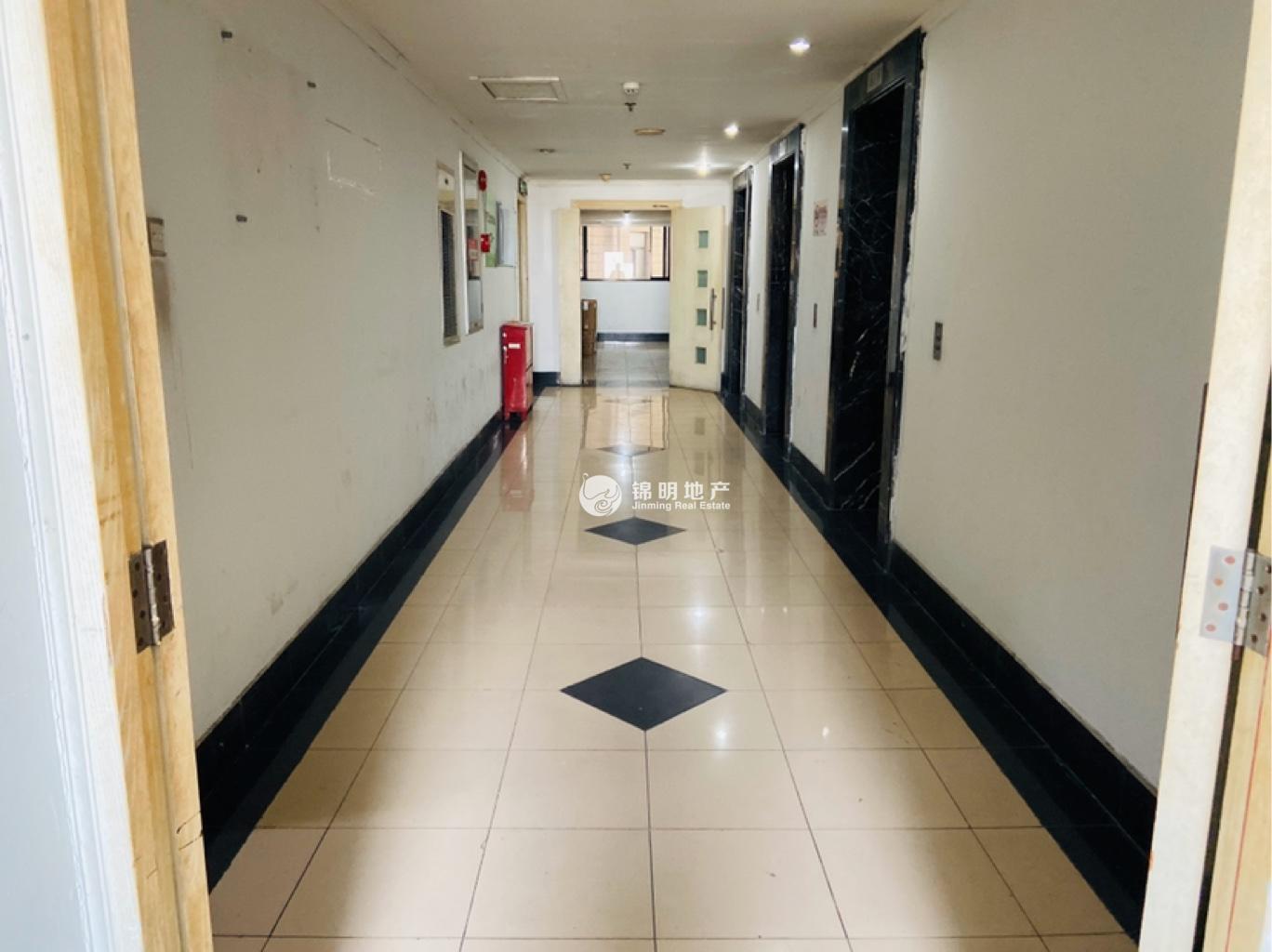 漕河泾光大会展中心125平米写字楼出租