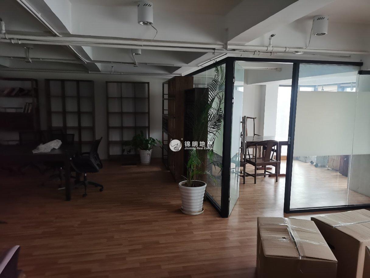 西藏北路金赢108创意广场64平米写字楼出租