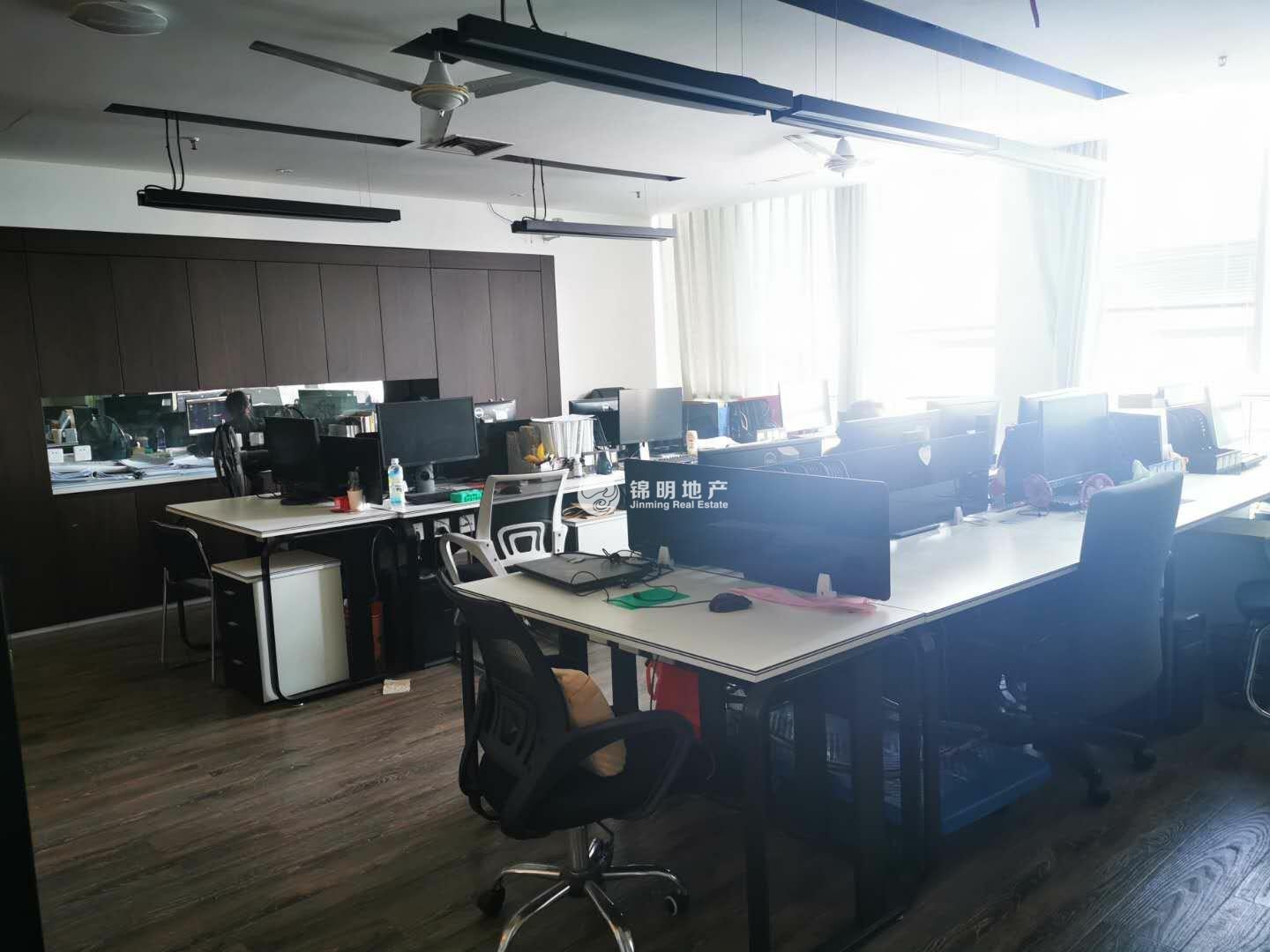 豫园新上海城市广场110平米写字楼出租