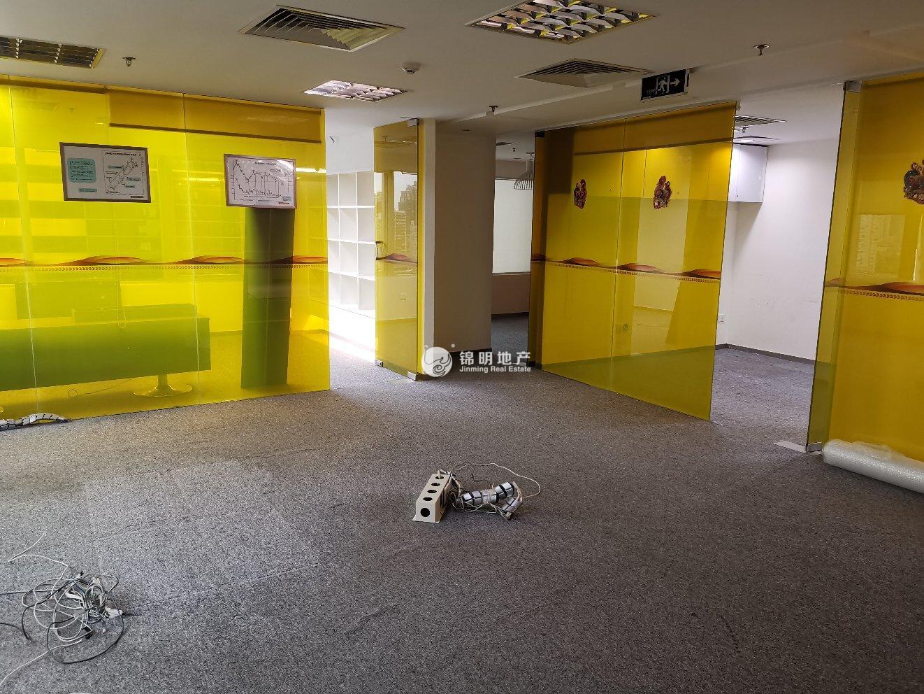 淮海中路香港广场199平米写字楼出租