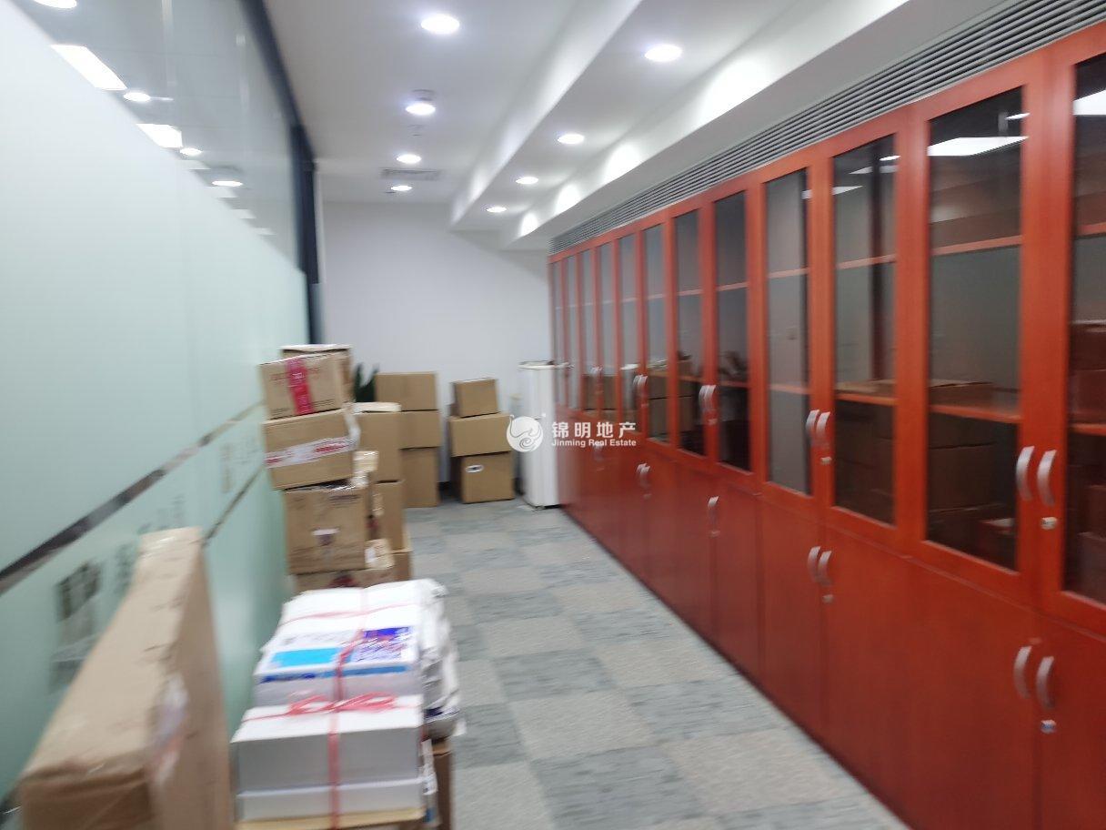 不夜城汉中广场137平米写字楼出租