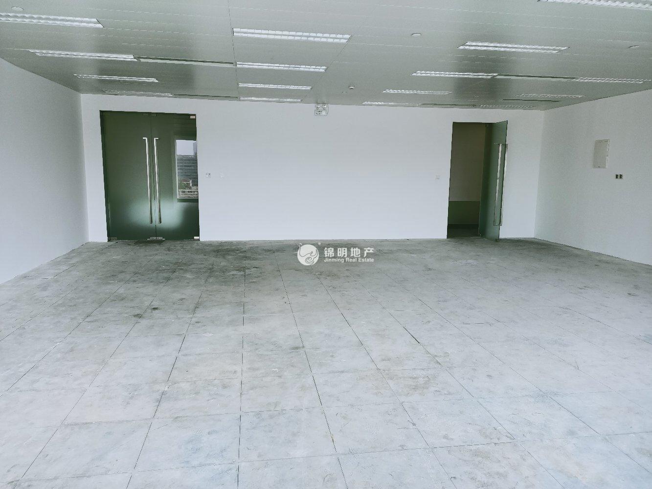 龙华上海绿地中心一期134平米写字楼出租