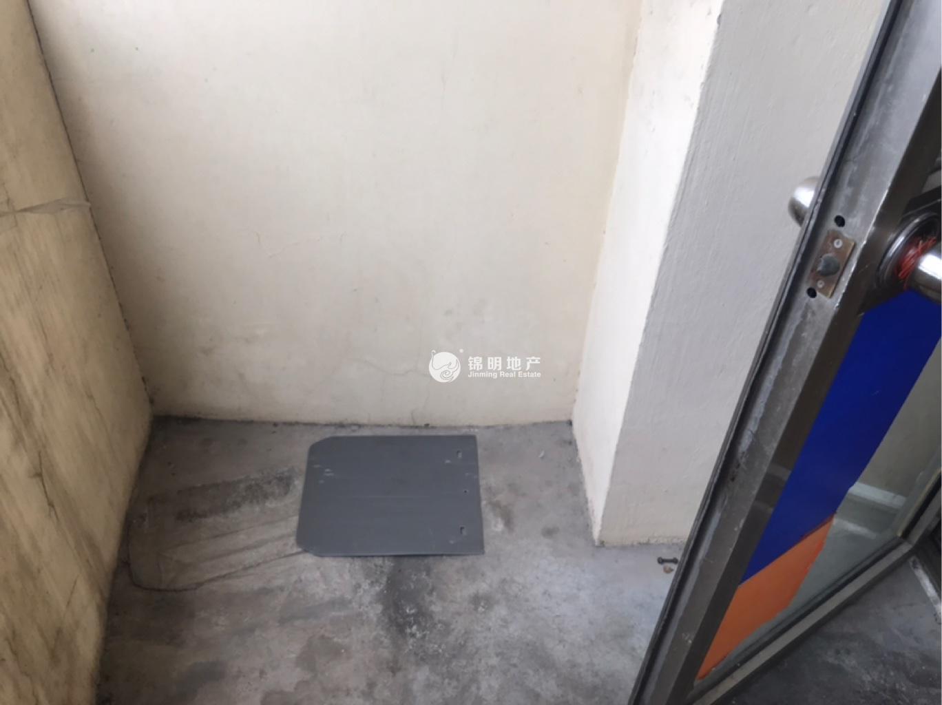 曹杨绿洲广场76平米写字楼出租