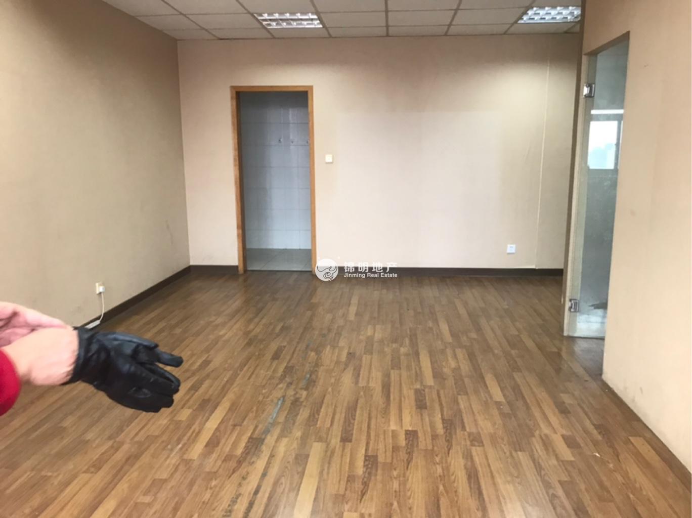 曹杨绿洲广场76平米写字楼出租