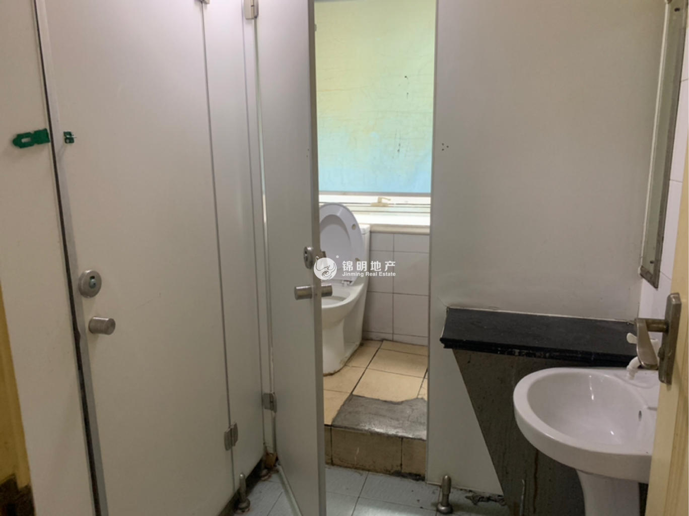 徐家汇之俊大厦240平米写字楼出租