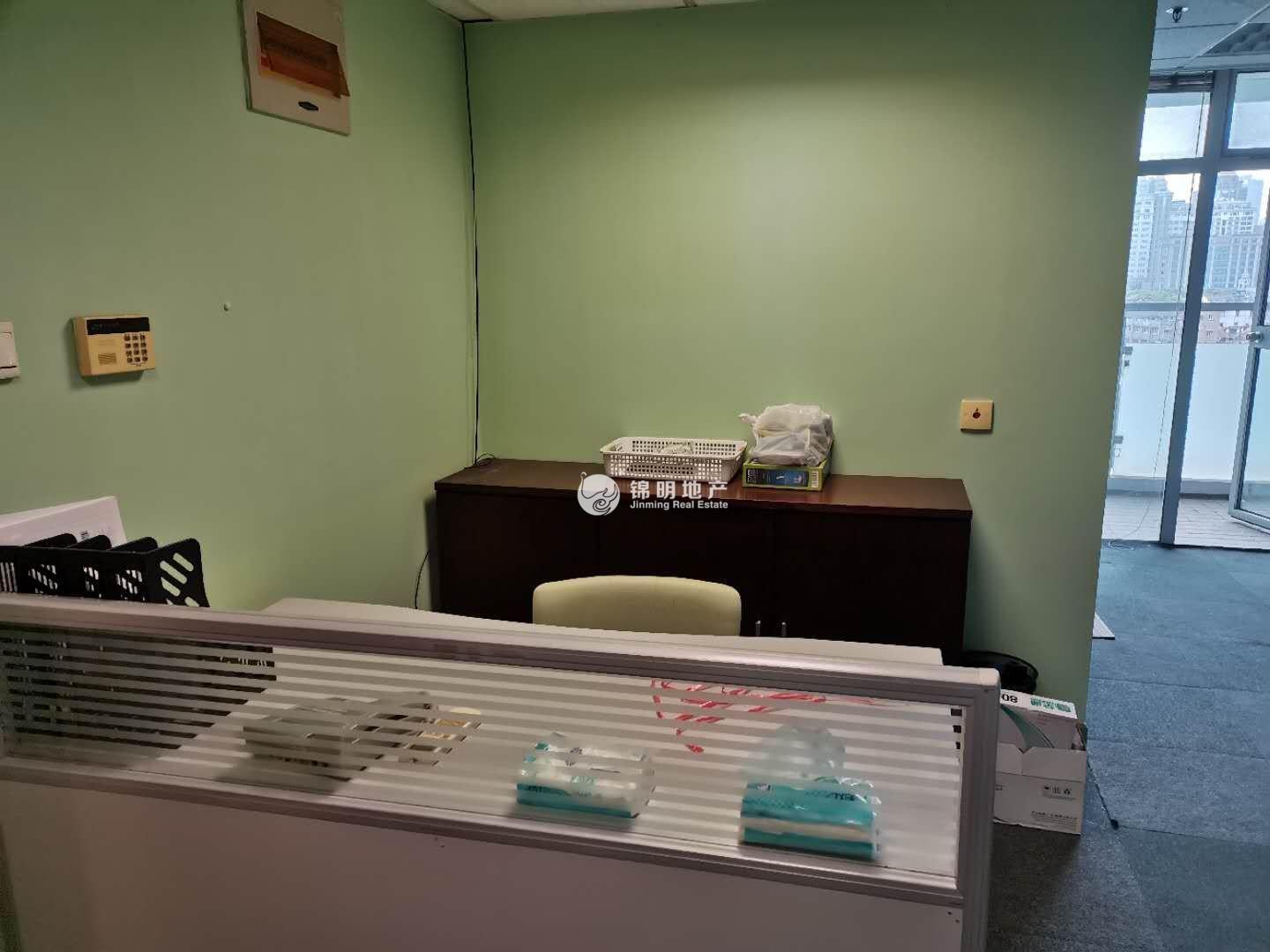 淮海中路淮海中华大厦78平米写字楼出租