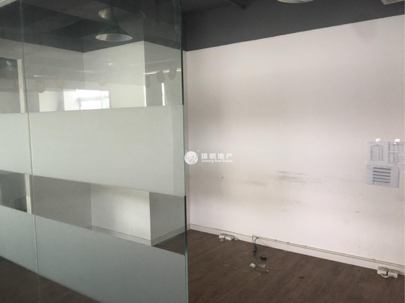 长寿路宝华大厦224平米写字楼出租