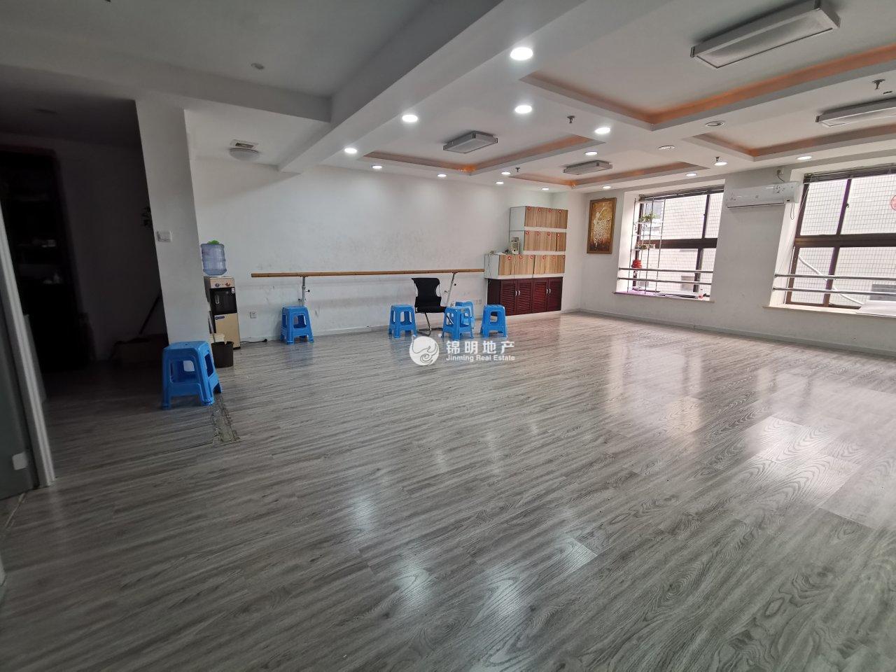 曹杨中联大厦136平米写字楼出租