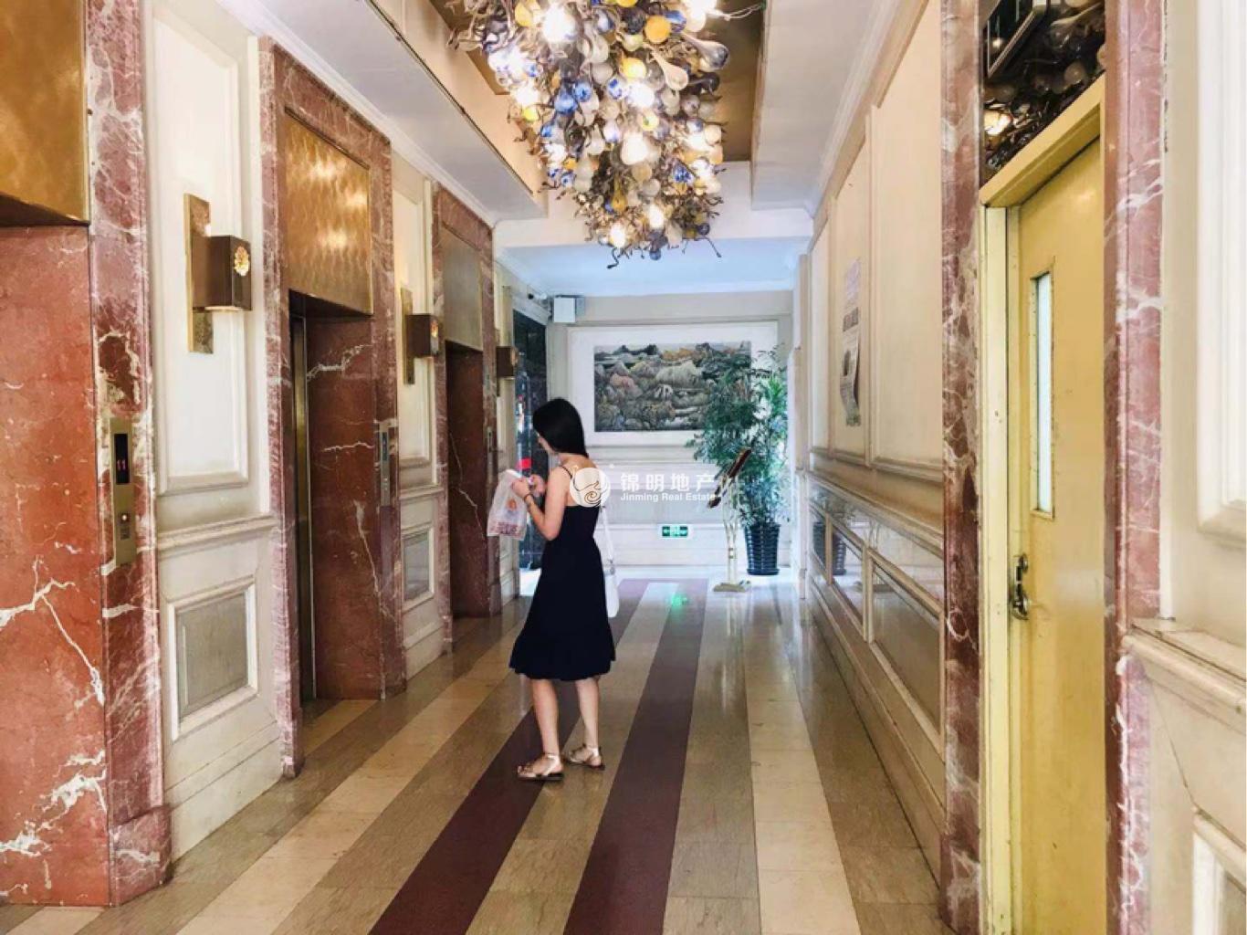 长寿路圣天地商务楼73平米写字楼出租