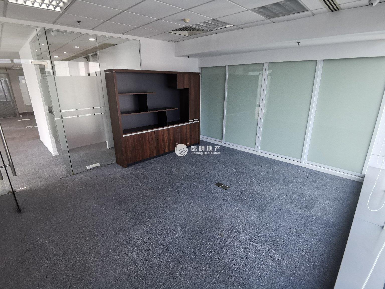 南京西路恒利国际大厦238平米写字楼出租