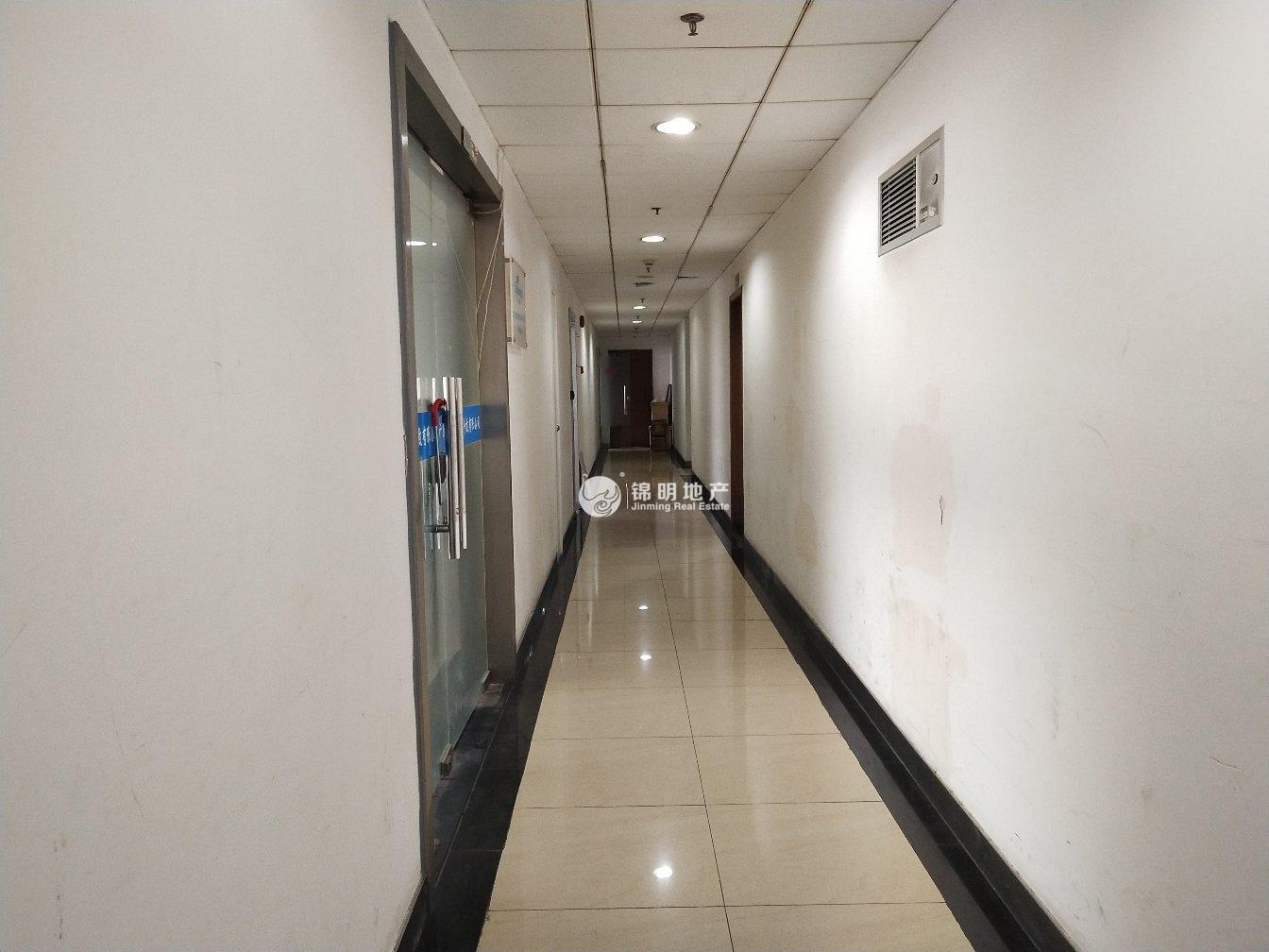 不夜城林顿大厦91平米写字楼出租