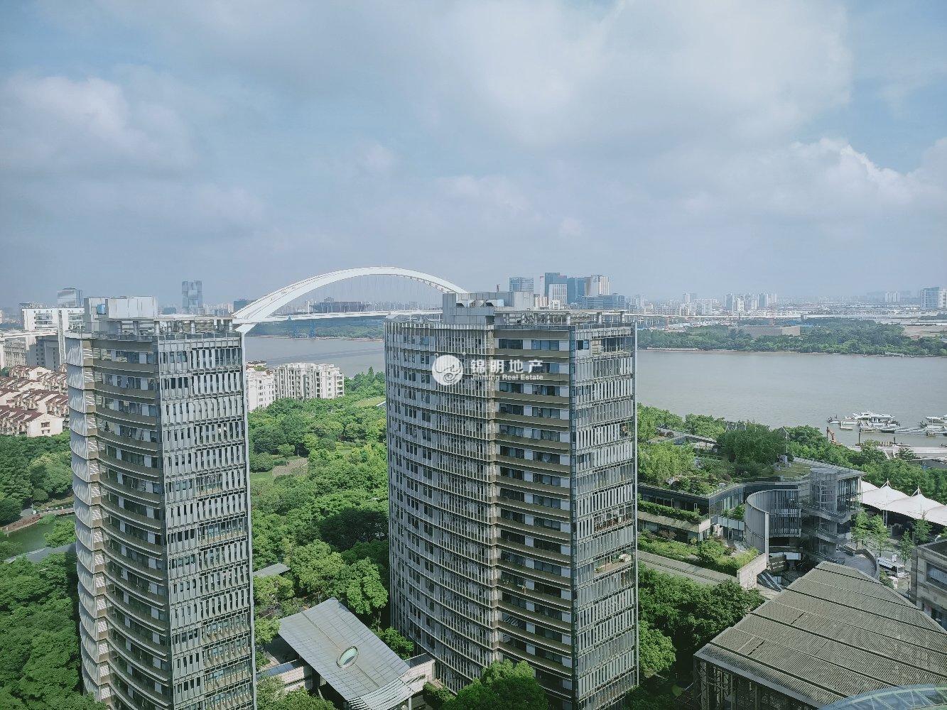 世博滨江绿地海外滩201平米写字楼出租