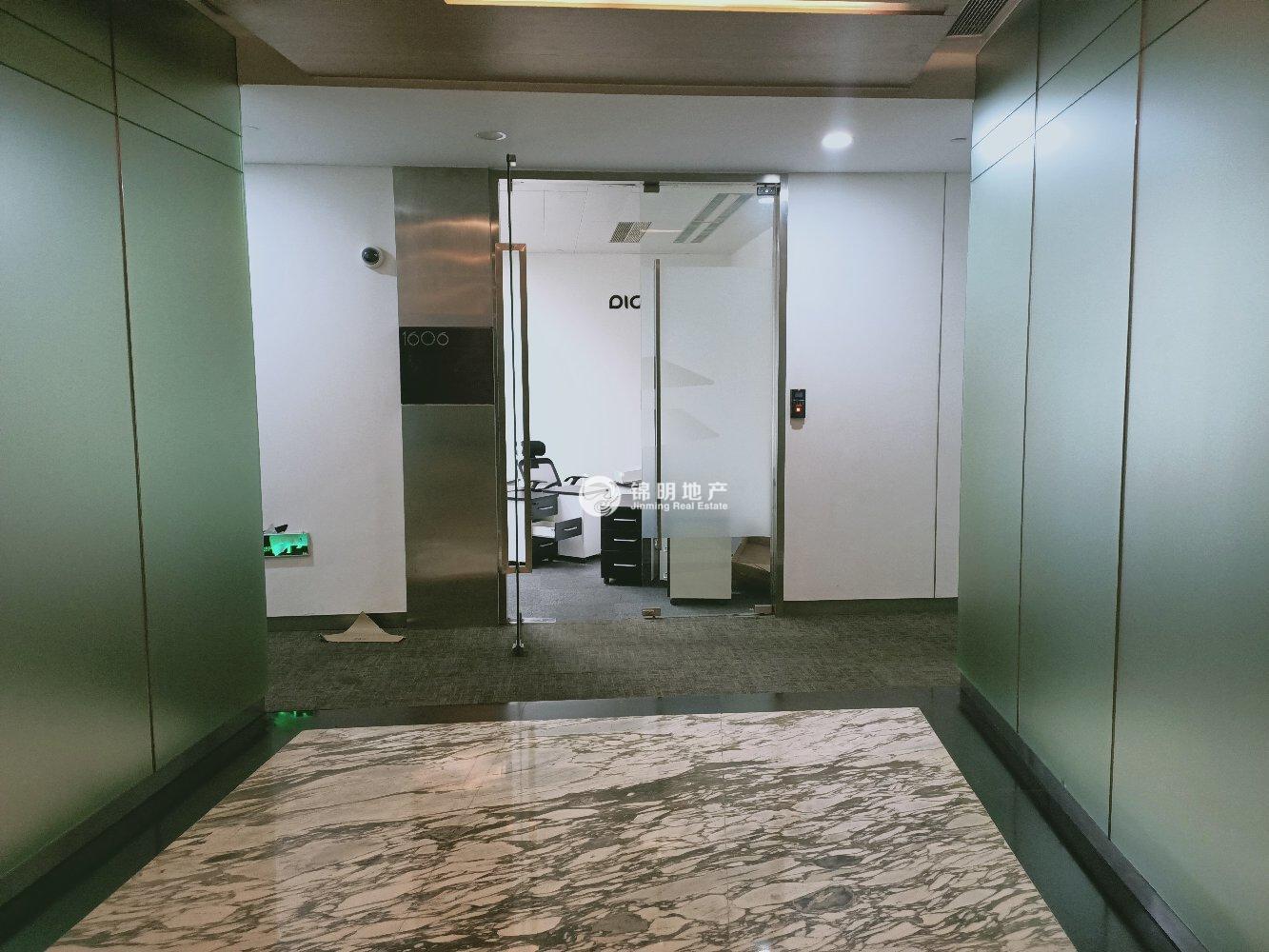 世博滨江绿地海外滩211平米写字楼出租