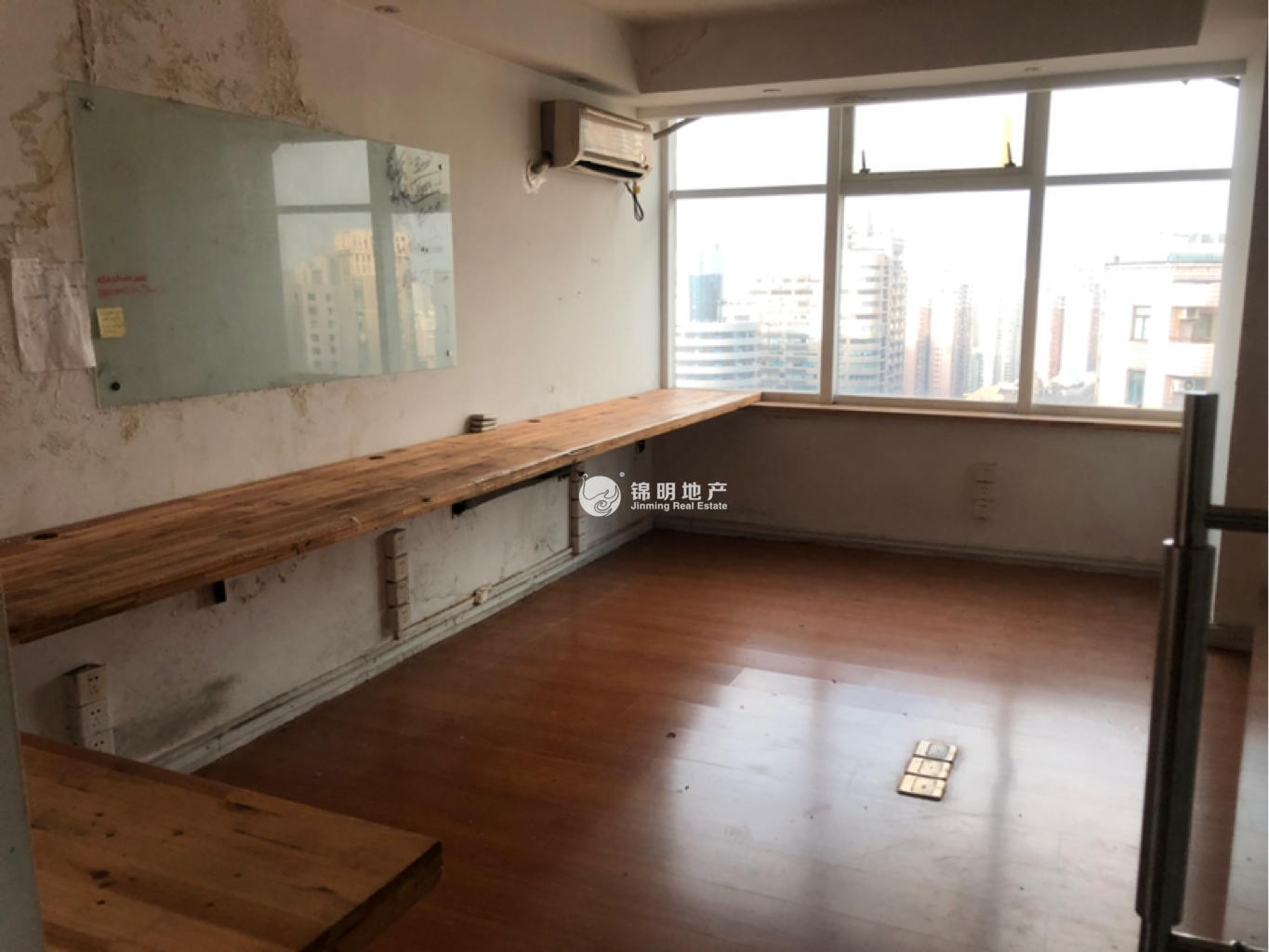 打浦桥海兴广场228平米写字楼出租