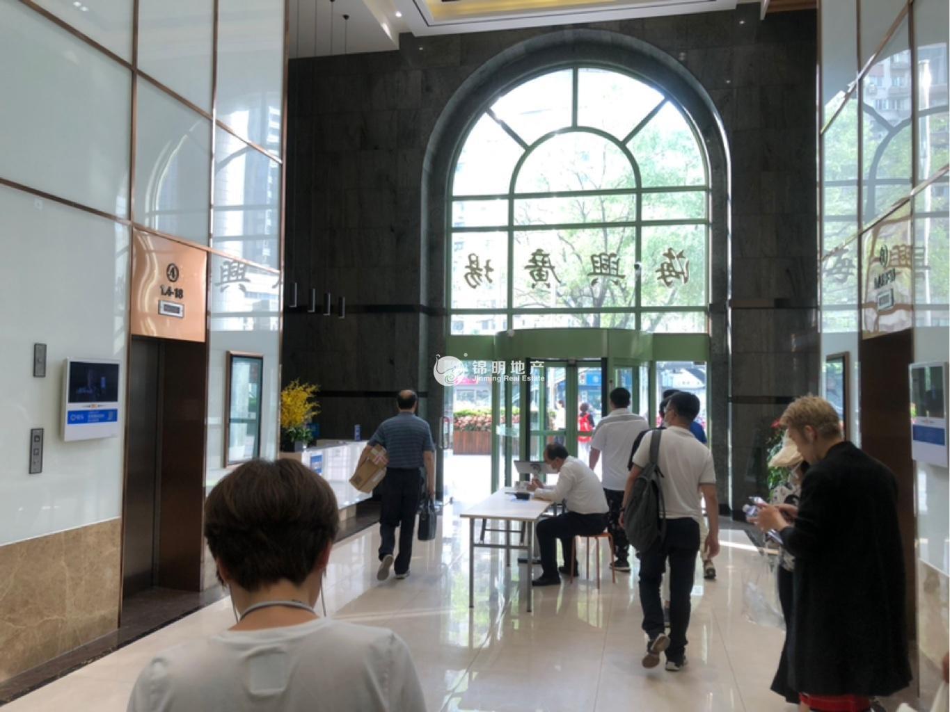 打浦桥海兴广场228平米写字楼出租