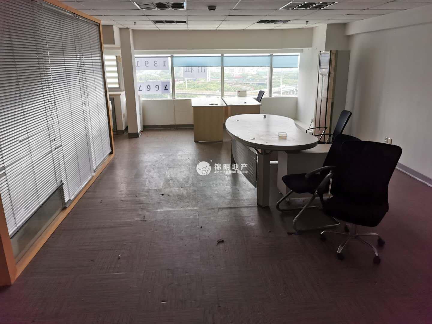 莘庄绿地蓝海77平米写字楼出租